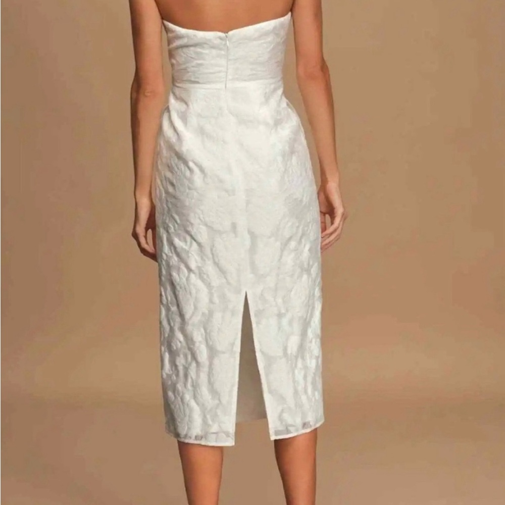 Lulus From this Day White Floral Jacquard Strapless Midi Dress Size Small - Picture 2 of 13